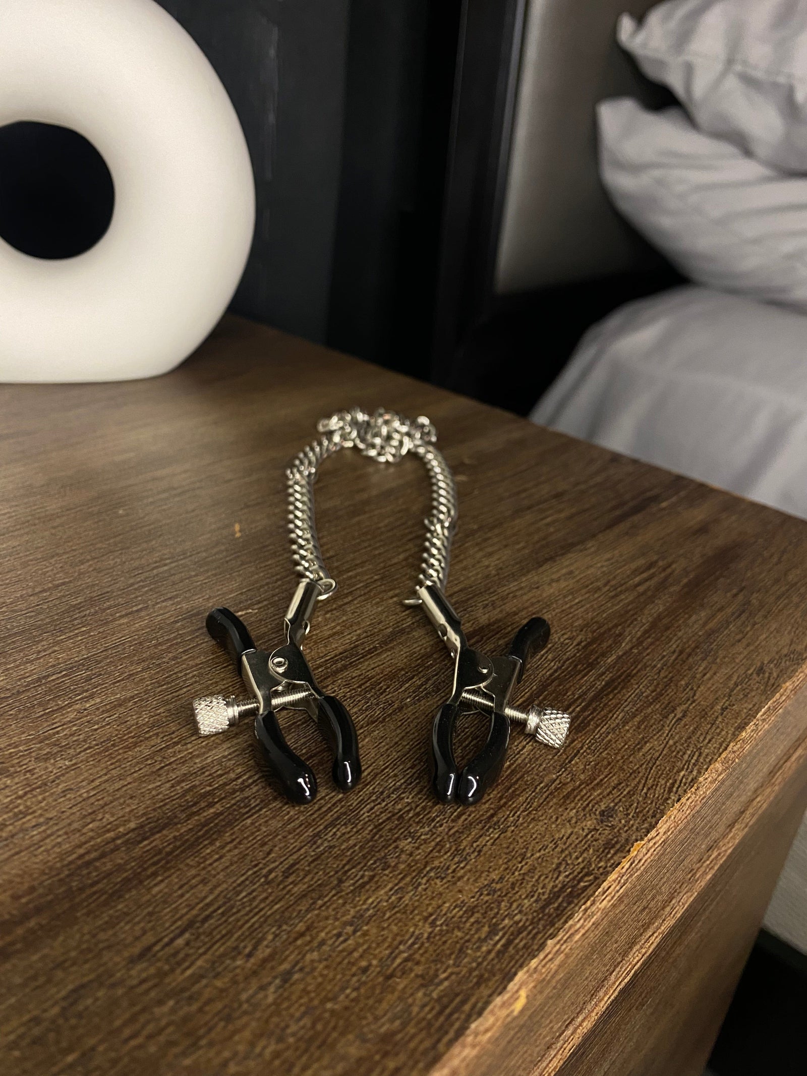 Nipple Clamps – Plumtoy